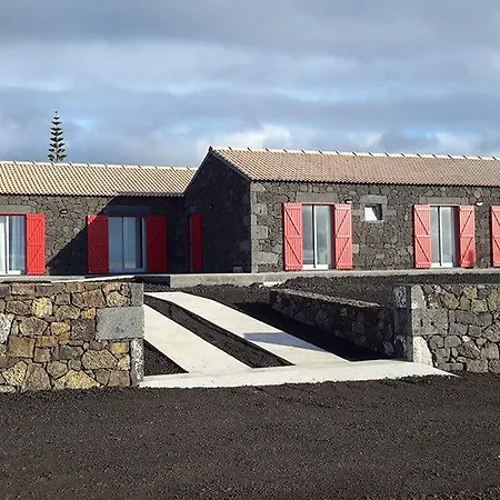 Ocean Breeze 3* Cais do Mourato