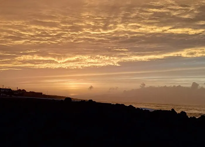 Ocean Breeze Cais do Mourato