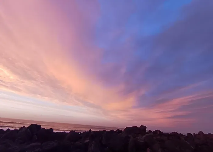 Ocean Breeze Bed & Breakfast 3*